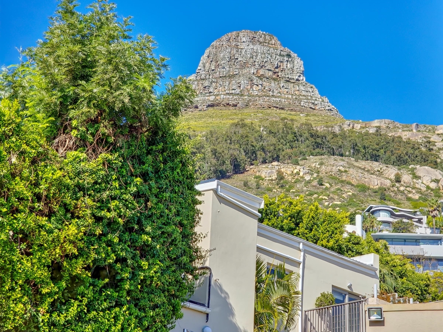 4 Bedroom Property for Sale in Fresnaye Western Cape